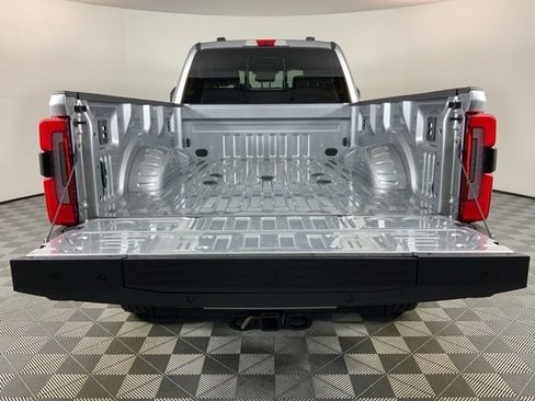 Used 2024 Ford F350 Platinum image 7