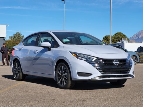 New 2025 Nissan Versa SV w/ Trunk Package image 3