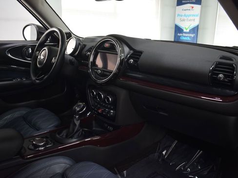 Used 2018 MINI Cooper Clubman S image 18