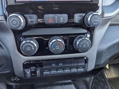 New 2026 RAM 5500 Tradesman w/ Chrome Appearance Group AWD/4WD image 28