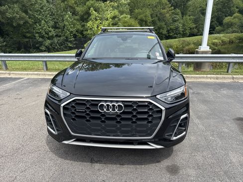 Used 2023 Audi Q5 2.0T Premium Plus w/ Premium Plus Package AWD/4WD image 2
