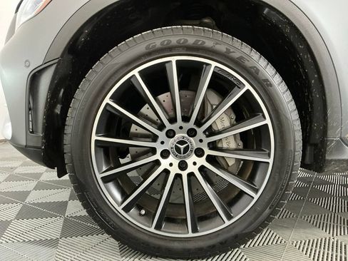 Used 2022 Mercedes-Benz GLC 300 4MATIC Coupe image 32