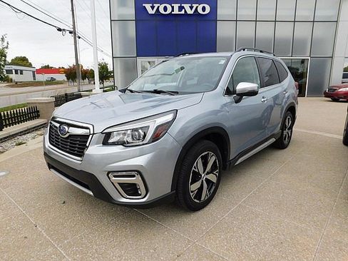 Used 2019 Subaru Forester Touring w/ Popular Package #3 image 3