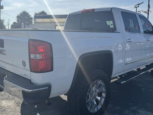 Used 2015 GMC Sierra 1500 SLT w/ SLT Crew Cab Value Package image 4