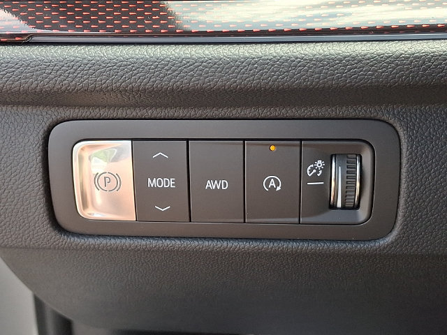 Used 2026 Chevrolet Traverse Z71 AWD/4WD image 15