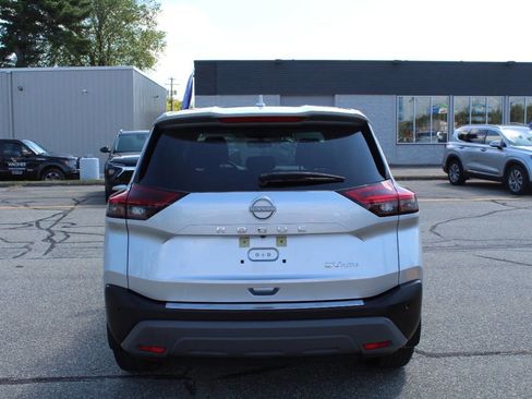 Used 2023 Nissan Rogue SV image 8