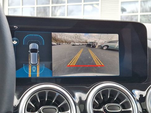 Certified 2026 Mercedes-Benz GLA 250 4MATIC image 19