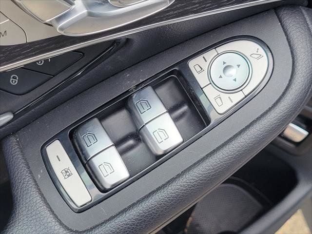 Used 2022 Mercedes-Benz GLC 300 4MATIC w/ Premium Package Lite image 23
