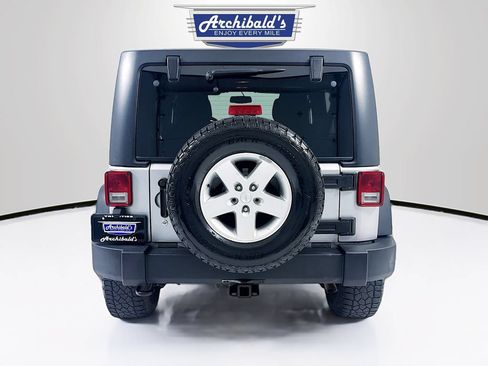 Used 2018 Jeep Wrangler Unlimited Sport S AWD/4WD image 7