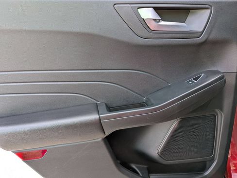 Used 2025 Ford Escape ST-Line AWD/4WD image 23