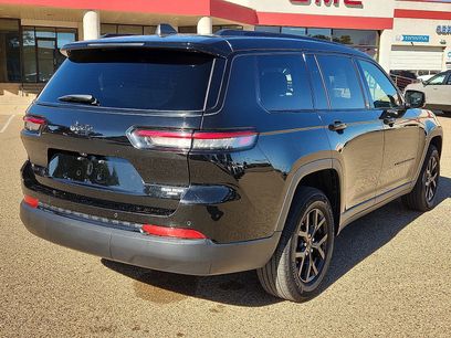 Used 2024 Jeep Grand Cherokee L Laredo