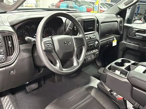 New 2026 Chevrolet Silverado 2500 Custom w/ Custom Value Package image 9