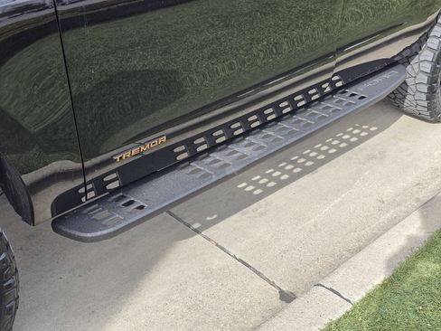 New 2026 Ford Expedition Tremor image 7