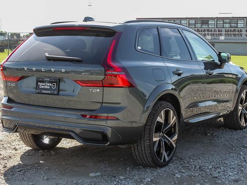 New 2026 Volvo XC60 T8 Ultra w/ Climate Package AWD/4WD image 6