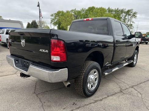 Used 2018 RAM 2500 Tradesman w/ Chrome Appearance Group AWD/4WD image 6