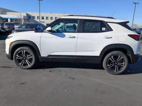 New 2026 Chevrolet TrailBlazer LT w/ Convenience Package image 2