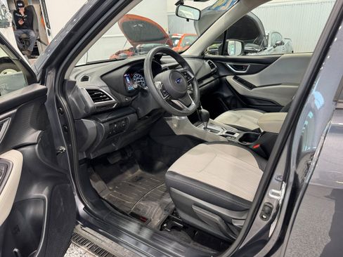 Used 2024 Subaru Forester AWD/4WD image 14
