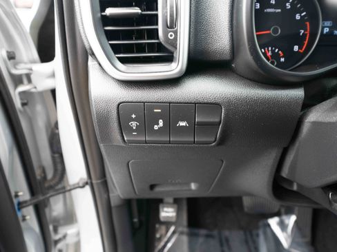 Used 2021 Kia Sportage LX w/ LX Fwd Popular Package image 11