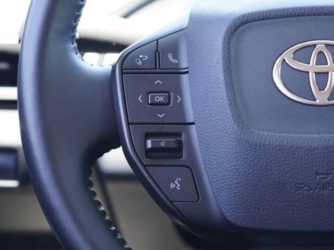 Used 2024 Toyota Prius LE FWD image 19