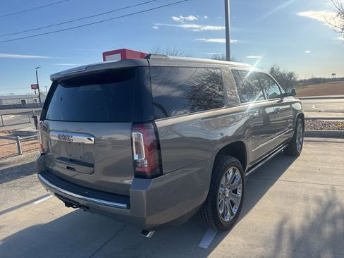 Used 2019 GMC Yukon XL Denali w/ Denali Ultimate Package image 26