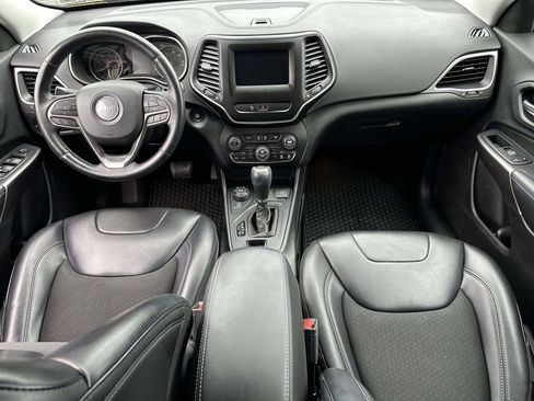 Used 2020 Jeep Cherokee Latitude Plus w/ Comfort/Convenience Group image 14