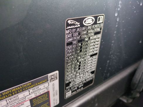 New 2026 Land Rover Range Rover Long Wheelbase SE AWD/4WD image 30