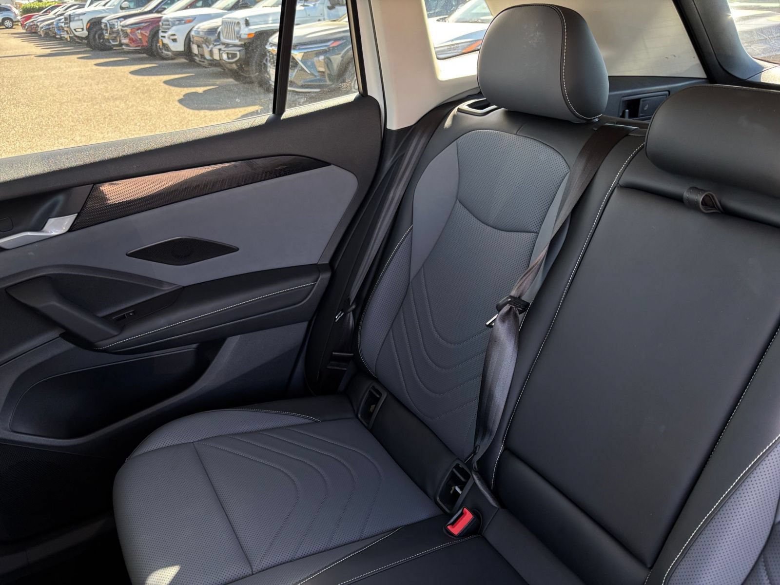 Used 2026 Volkswagen Tiguan SE AWD/4WD image 41