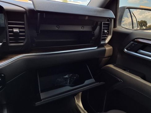 Used 2025 GMC Sierra 1500 Elevation AWD/4WD image 30