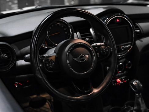 Used 2017 MINI Cooper 2-Door Hardtop FWD image 12