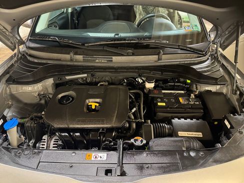 Certified 2024 Kia Soul LX FWD image 27