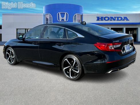 Used 2022 Honda Accord Sport image 4