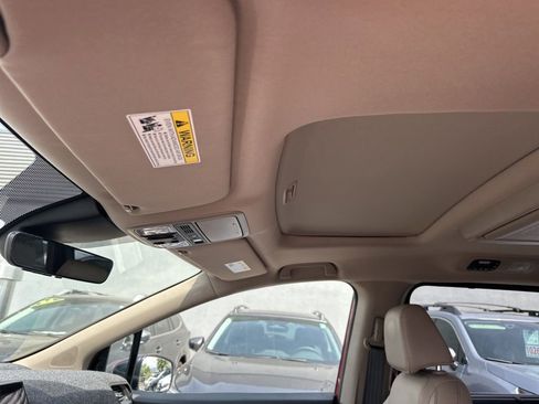 Used 2022 Honda Odyssey Touring image 17