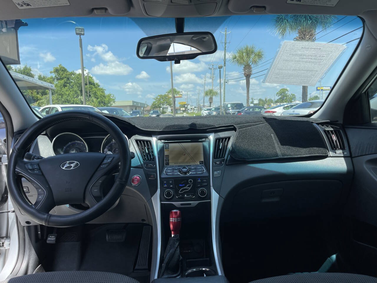 Used 2012 Hyundai Sonata SE w/ Navigation & Sunroof Pkg FWD image 8