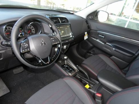 New 2025 Mitsubishi Outlander Sport SE image 12