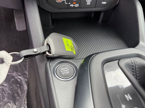 New 2025 Kia K4 LXS FWD image 29