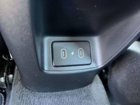 Used 2025 Hyundai Elantra SE w/ Cargo Package FWD image 13