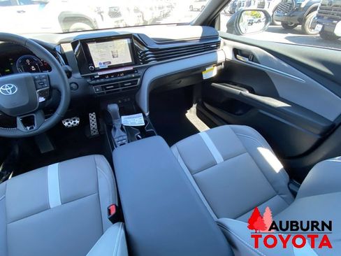 New 2026 Toyota Camry SE w/ Convenience Package FWD image 18