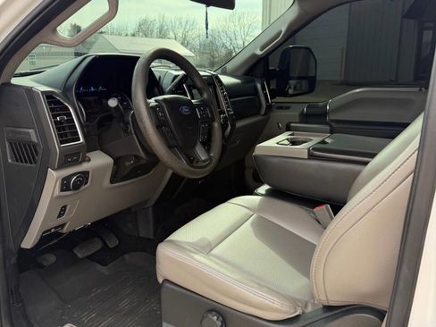 Used 2017 Ford F250 XLT w/ XLT Value Package image 14