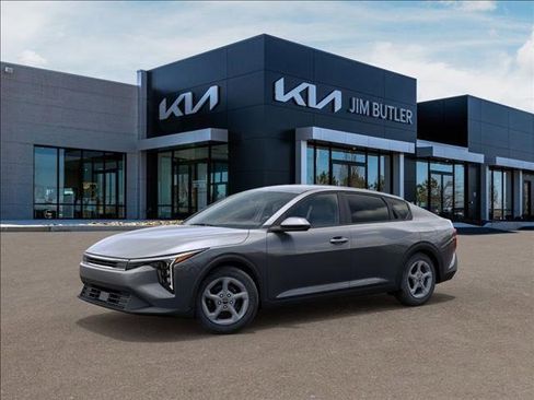 New 2025 Kia K4 LXS image 25