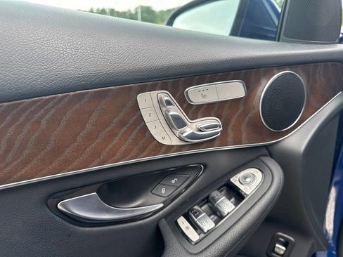 Certified 2019 Mercedes-Benz GLC 300 4MATIC image 12