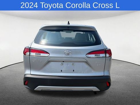 Used 2024 Toyota Corolla Cross L AWD/4WD image 14