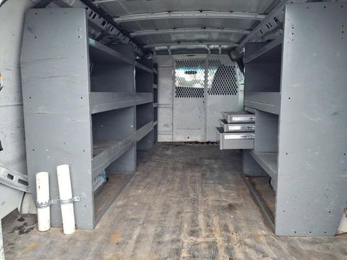 Used 2013 Chevrolet Express 3500 image 8