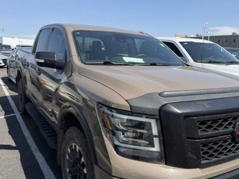 Used 2021 Nissan Titan PRO-4X w/ Pro-4x Convenience Package AWD/4WD image 1