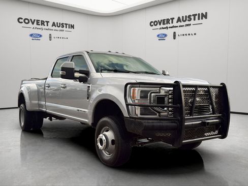 Used 2022 Ford F350 Lariat w/ Lariat Ultimate Package image 7