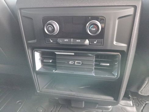 New 2026 GMC Hummer EV SUV image 13