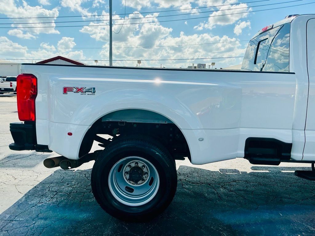 Used 2025 Ford F350 XL w/ XL Driver Assist Package AWD/4WD image 13