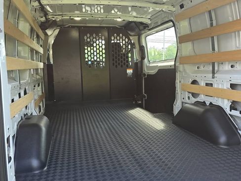Used 2025 Ford Transit 250 Low Roof w/ Exterior Upgrade Package RWD image 3