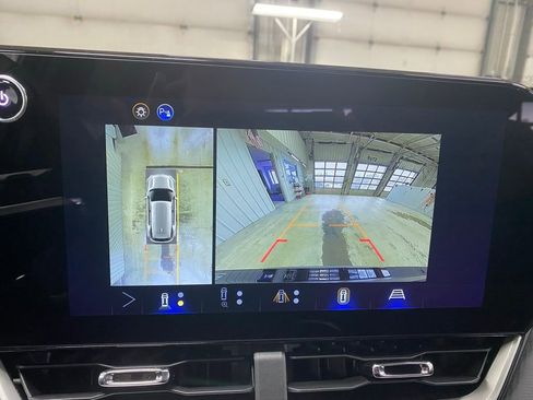 New 2026 Chevrolet Equinox LT image 36