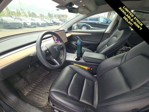 Used 2021 Tesla Model 3 Long Range AWD/4WD image 13