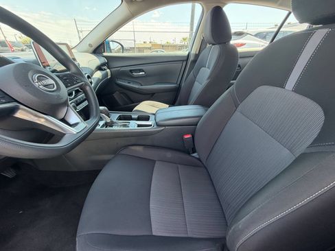 Used 2025 Nissan Sentra SV FWD image 20